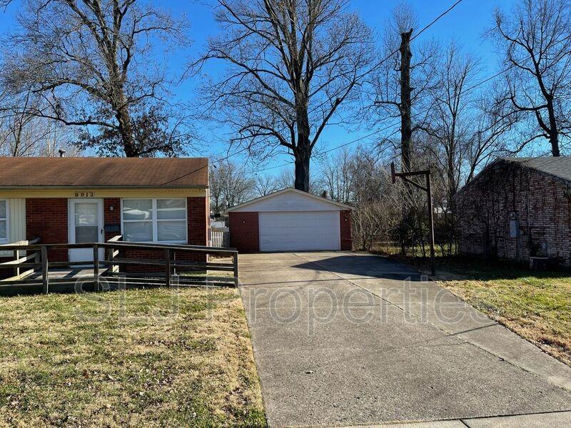 9913 Lochwick Way - Photo 2 of 12