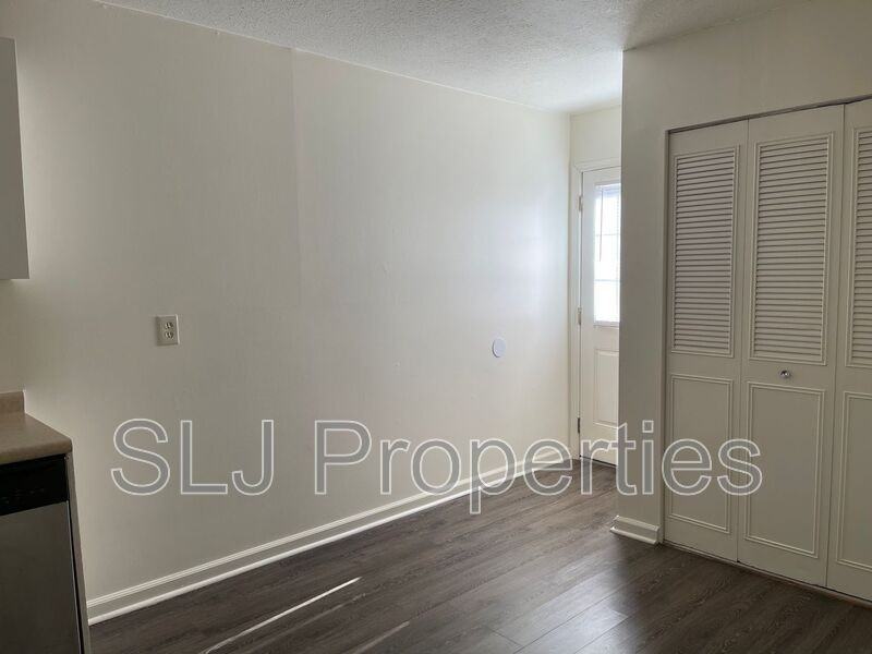 9913 Lochwick Way - Photo 5 of 12