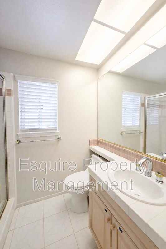 1735 Butterfly Ct - Photo 7 of 24