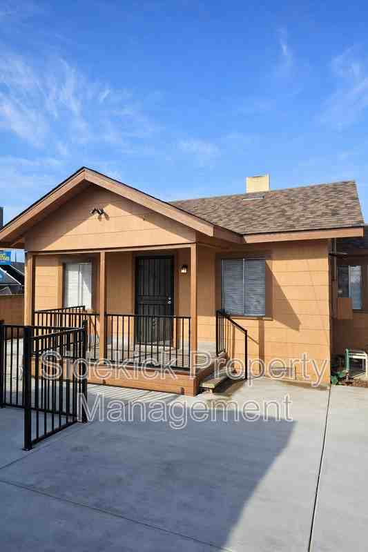 1157 S Townsend Ave - Photo 3 of 19