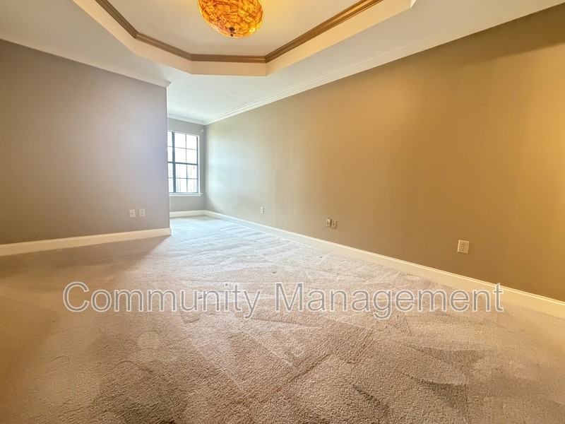 5140 W Hunters Chapel Ct - Photo 5 of 15