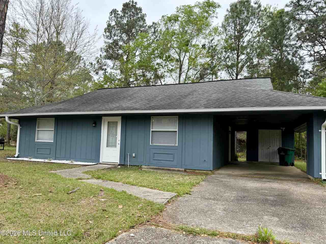 6 Dogwood Cir - Photo 2 of 11
