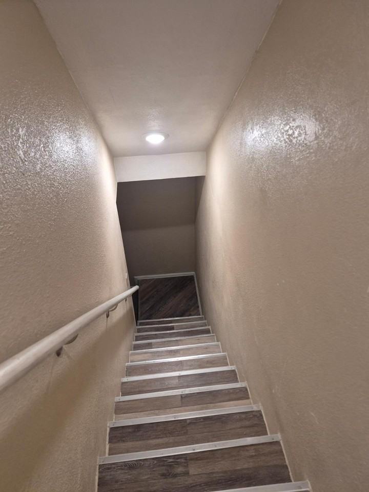 4062 Baytown Dr - Photo 6 of 25