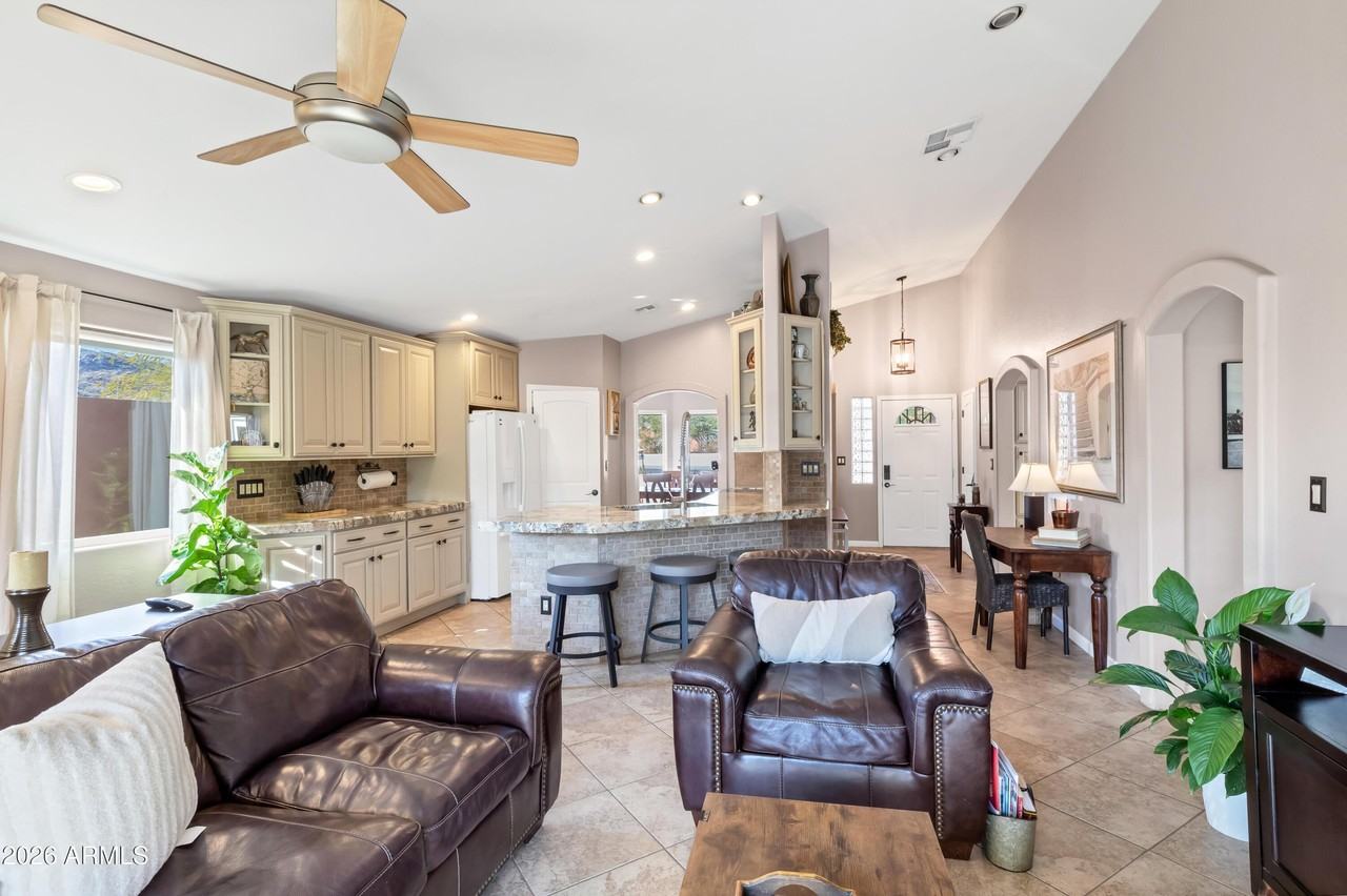 1329 E Mescal St - Photo 7 of 43