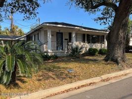 featured image of 126 Azalea Dr