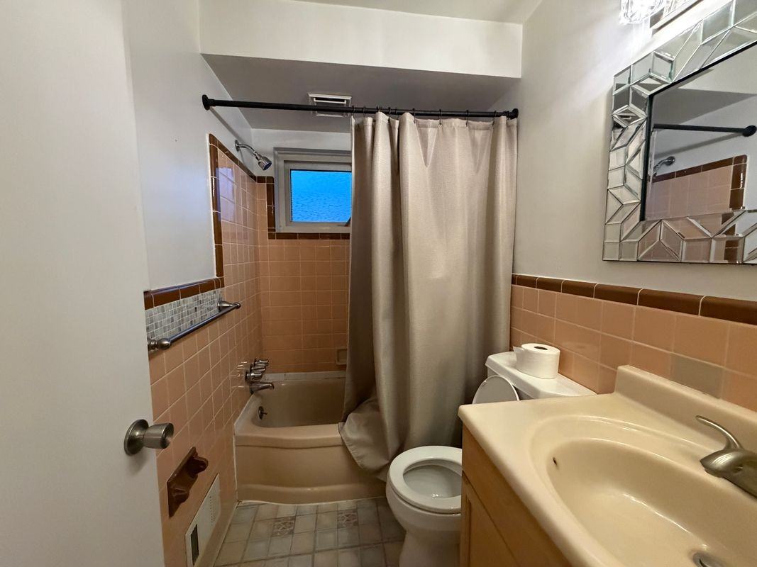 25125 Campbell Ave - Photo 7 of 12