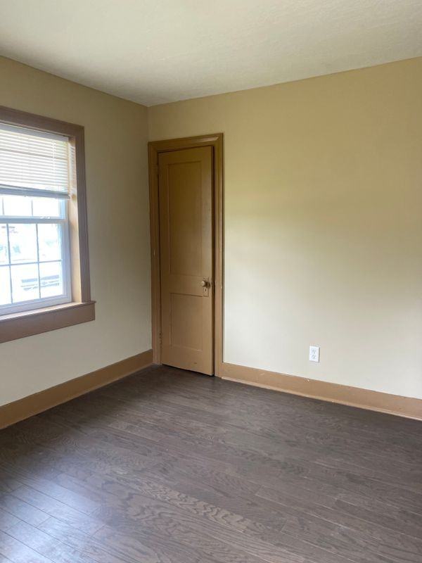 1204 Cherry St - Photo 3 of 9