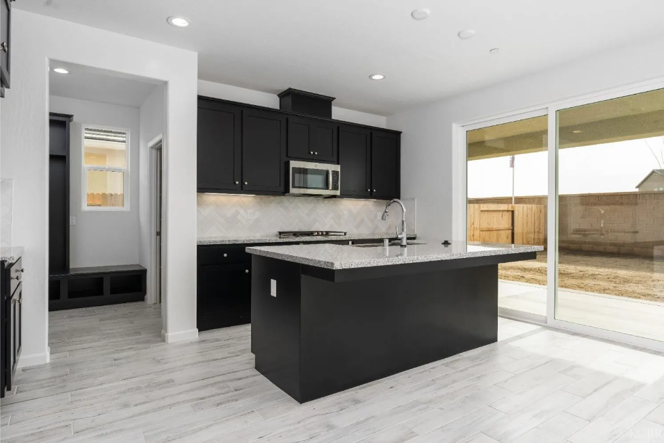 2571 Chianti Way - Photo 3 of 6