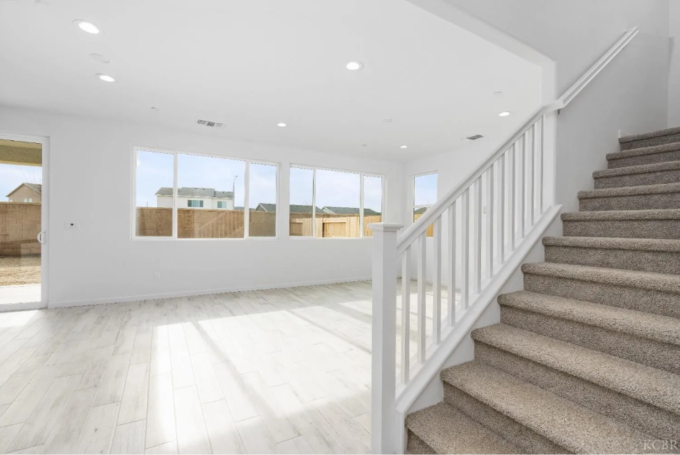 2571 Chianti Way - Photo 4 of 6