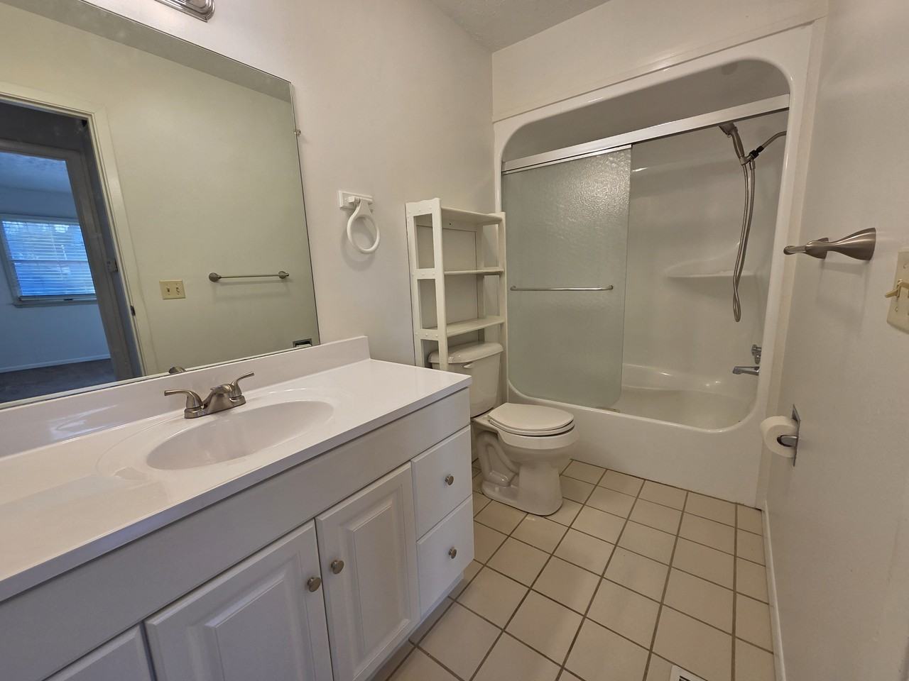 211 S Beech St #203 - Photo 5 of 11