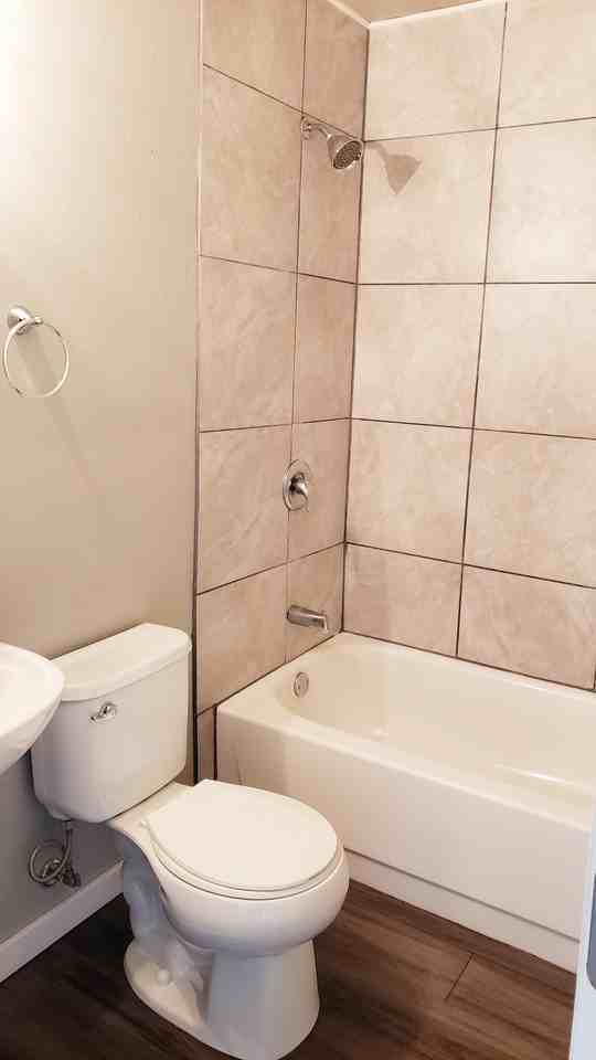 1042 17th St N #1042 - Photo 2 of 12