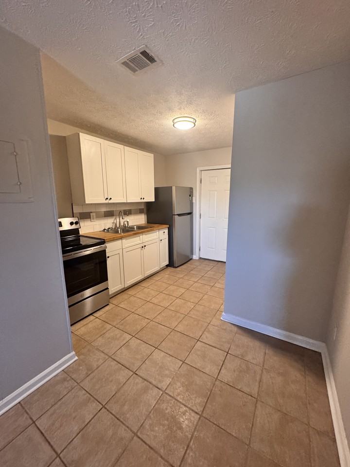 2888 Parrott Ave Nw Unit A - Photo 2 of 5