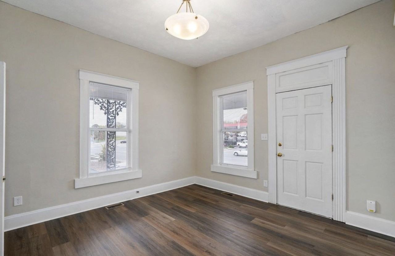 1530 N National Ave - Photo 2 of 20