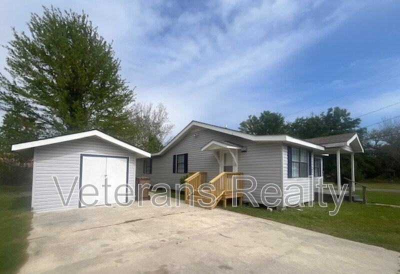 701 N Nicholson Ave - Photo 2 of 16