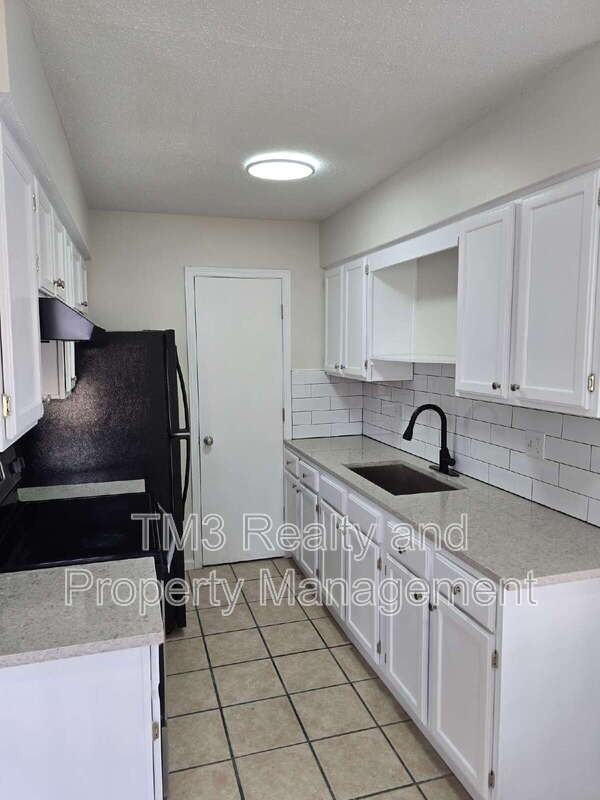 1602 E Kansas City Rd #5 - Photo 4 of 28