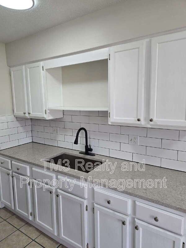 1602 E Kansas City Rd #5 - Photo 5 of 28