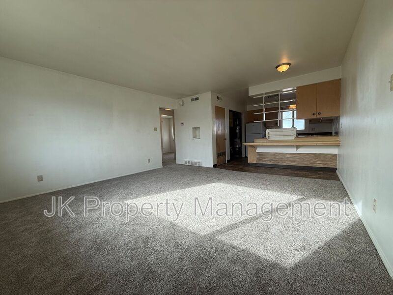 1223 Smelter Ave Ne #04 - Photo 2 of 20