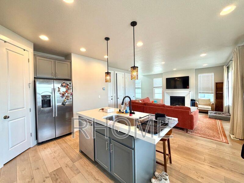 5066 W Elmfield Way - Photo 7 of 17