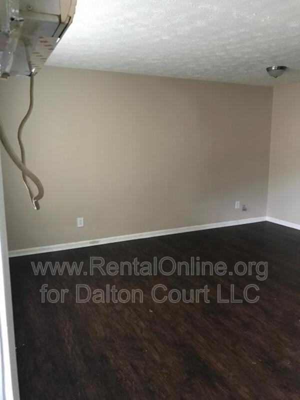 1972 Cambridge Dr #28 - Photo 2 of 10