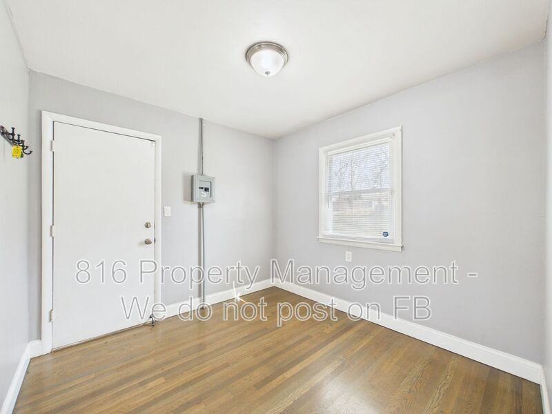 6003 Norledge Ave #6003A - Photo 5 of 21