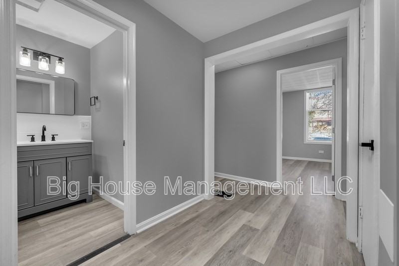 1725 Hollins St - Photo 2 of 29