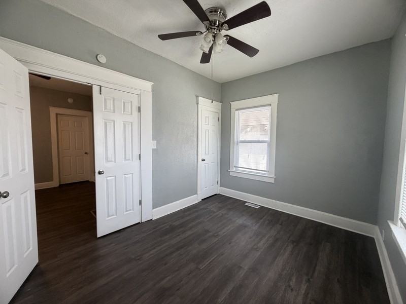 2512 N 12th St - Photo 5 of 16