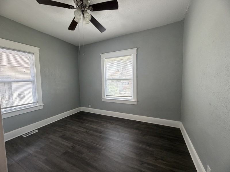 2512 N 12th St - Photo 6 of 16