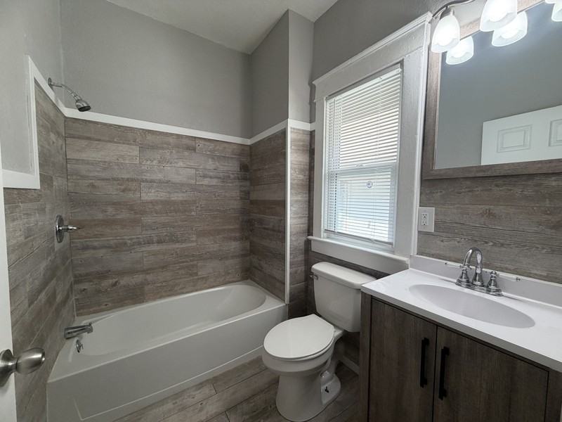 2512 N 12th St - Photo 7 of 16