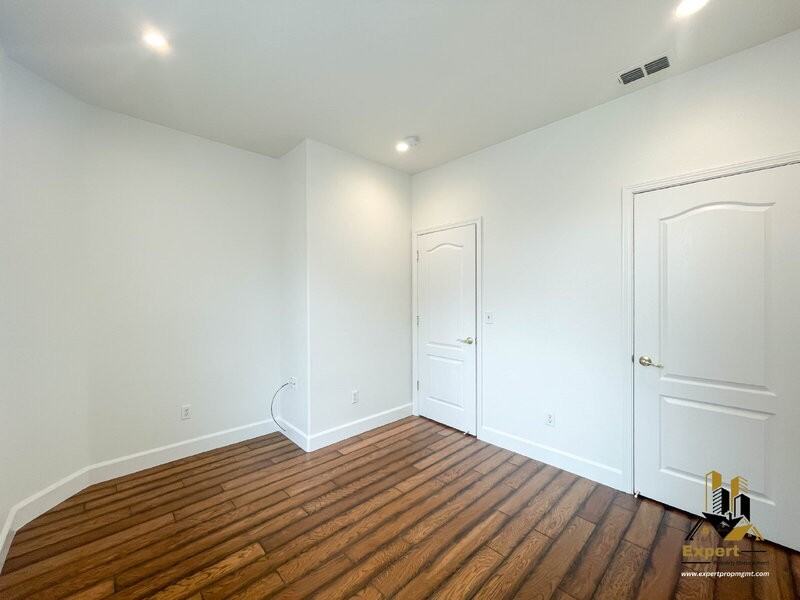 5408 Harston Way - Photo 7 of 15