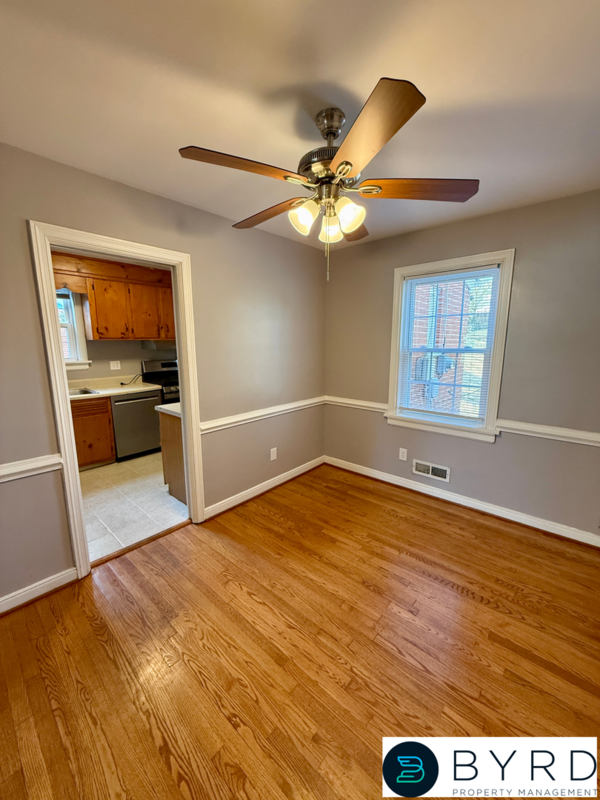 9023 Farmington Dr - Photo 7 of 26