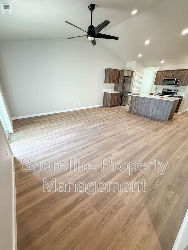 1870 W Unforgettable St - Photo 4 of 25