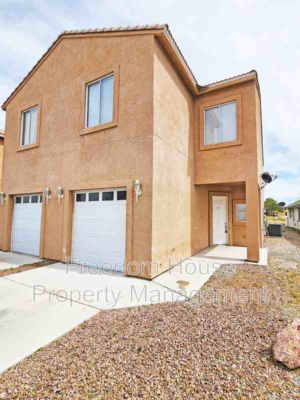 1421 Star Rd #4 - Photo 2 of 46