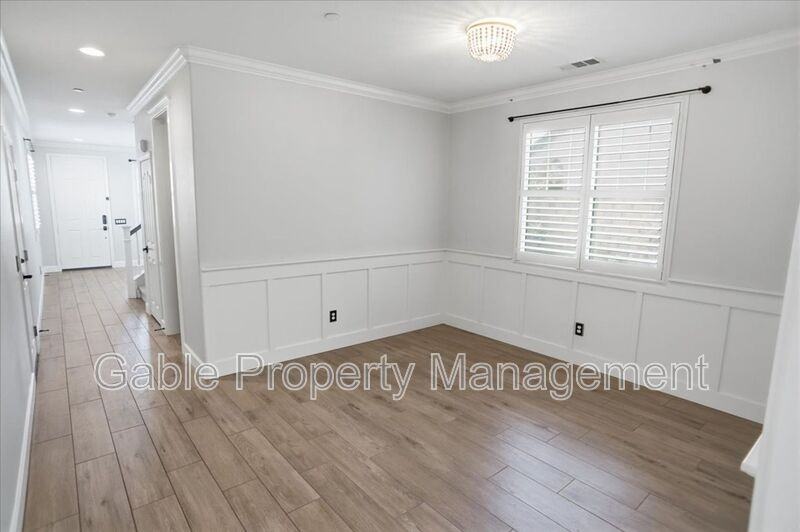 24313 La Montura Dr - Photo 4 of 31