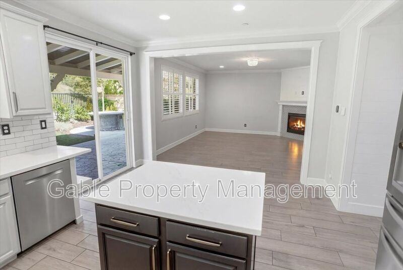 24313 La Montura Dr - Photo 6 of 31