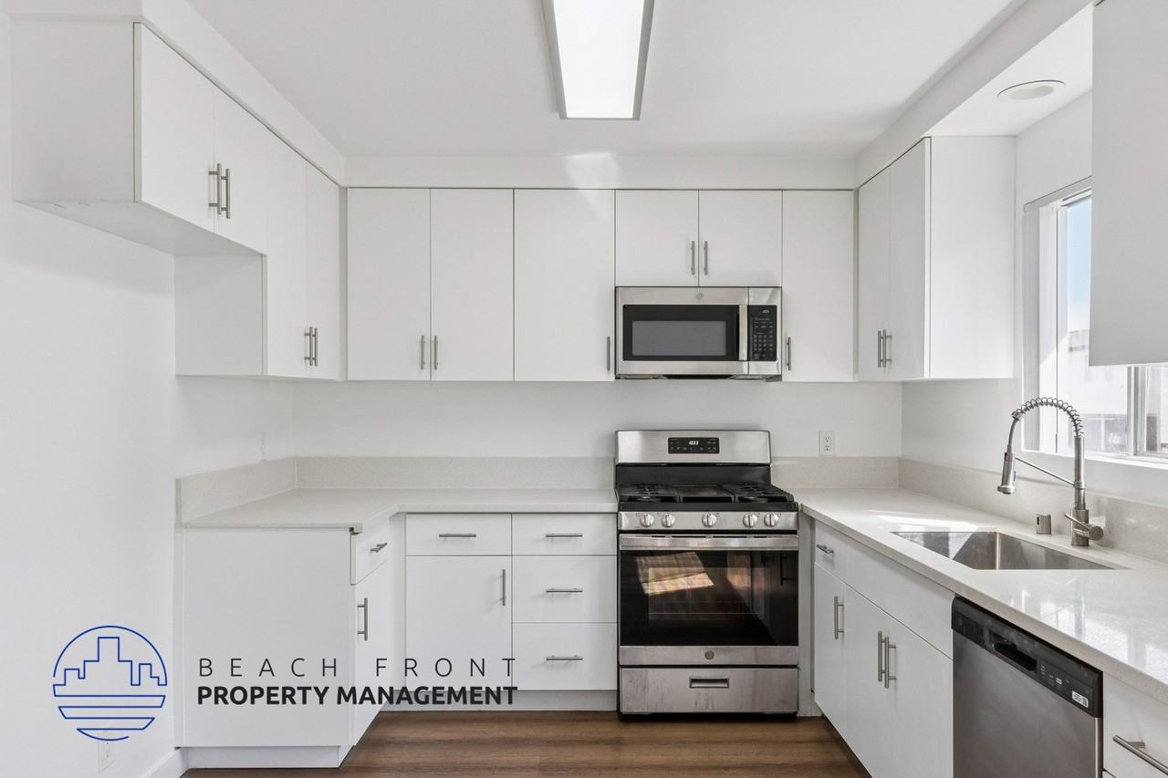 914 Alma St. - Photo 2 of 25
