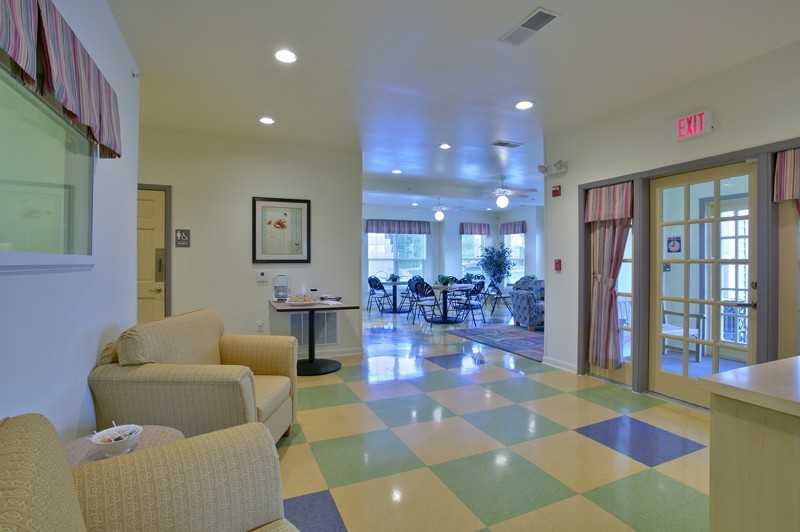 York Commons - Photo 7 of 14