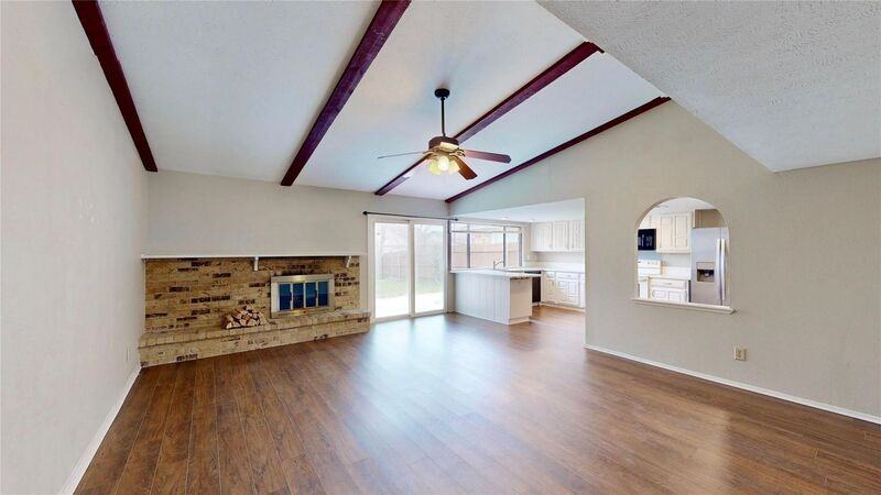 4416 Augusta St - Photo 3 of 25