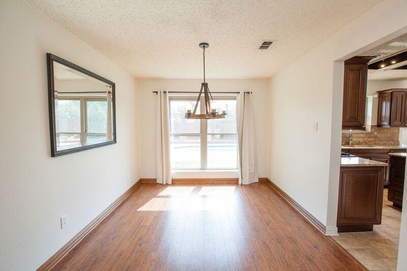 8204 Tavaros Dr - Photo 6 of 43