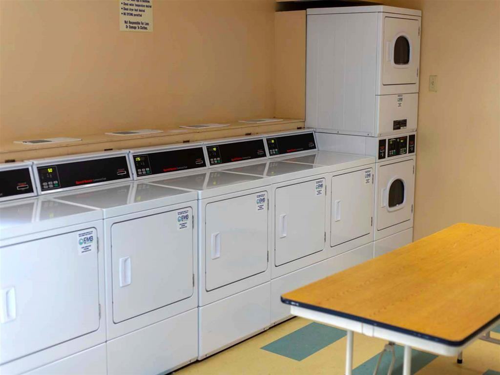 College Parkway Place - Photo 6 of 9