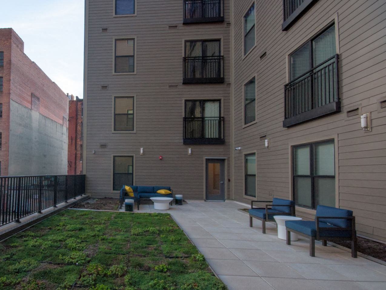 Mulberry at Park - Photo 2 of 18