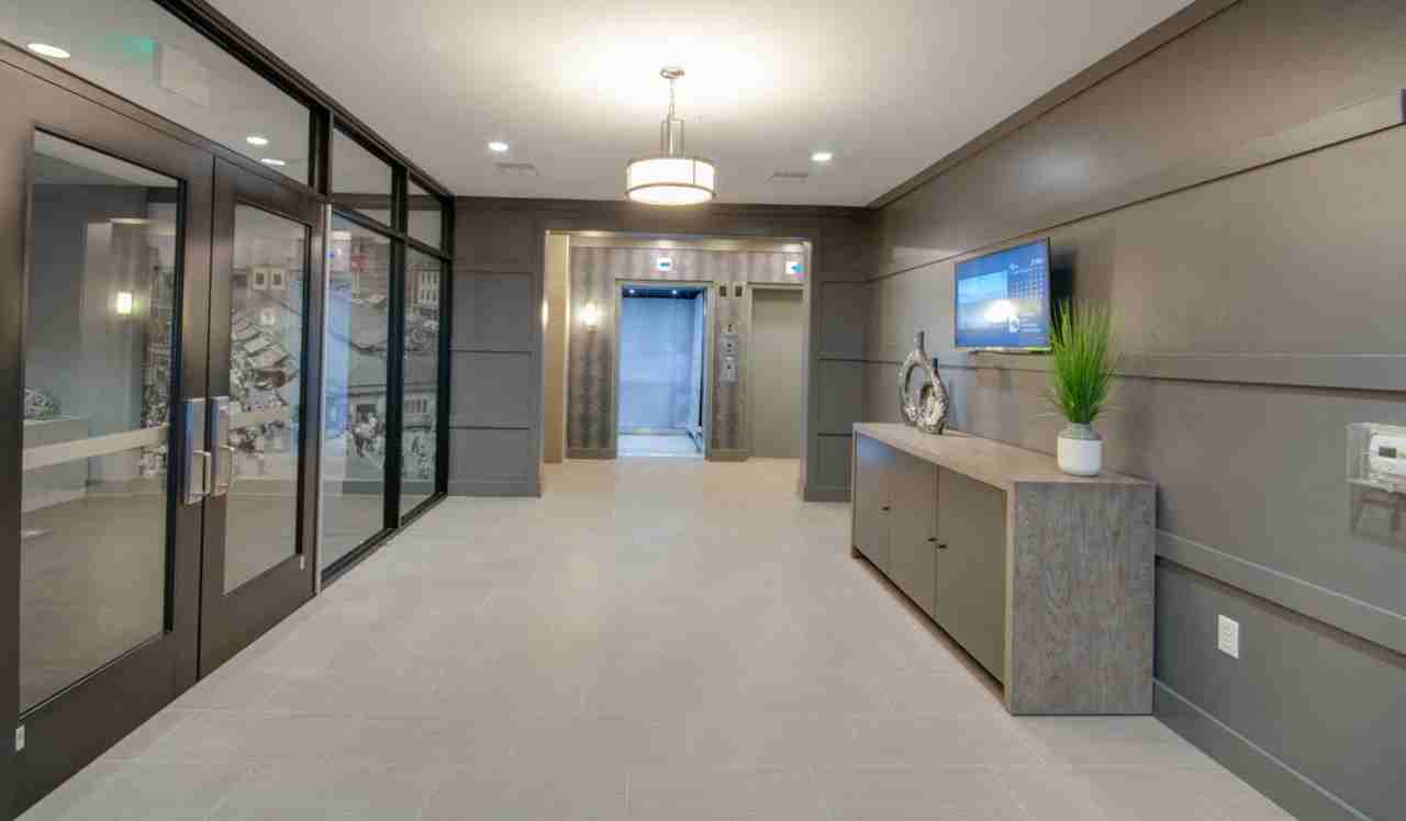 Mulberry at Park - Photo 4 of 18