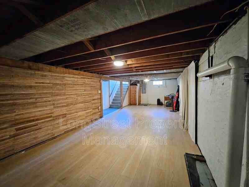 224 N Russet St - Photo 7 of 47