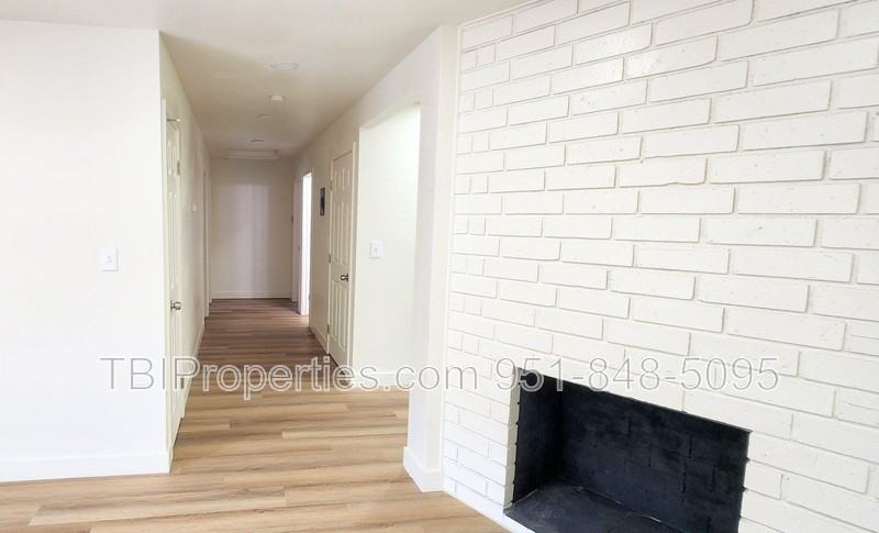 1417 Pennsylvania Ave #1417 - Photo 7 of 24