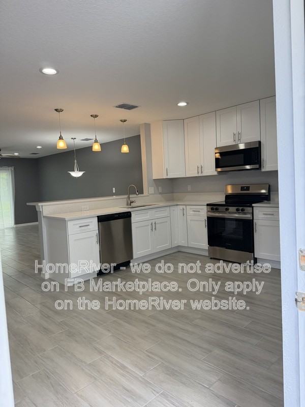 346 Nw 24th Ave - Photo 4 of 23