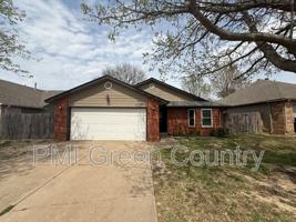 featured image of 1608 W Fort Worth St