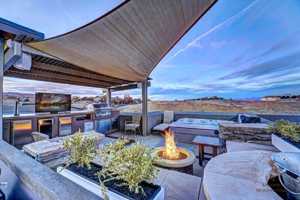 featured image of 386 W Ridges Blvd