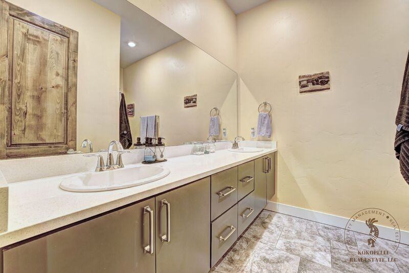 386 W Ridges Blvd - Photo 7 of 11