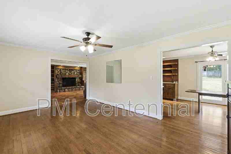 2649 Homeland Dr - Photo 6 of 32