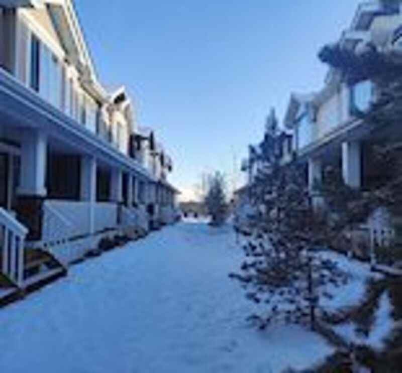 8209 217 St Nw #38 - Photo 3 of 15