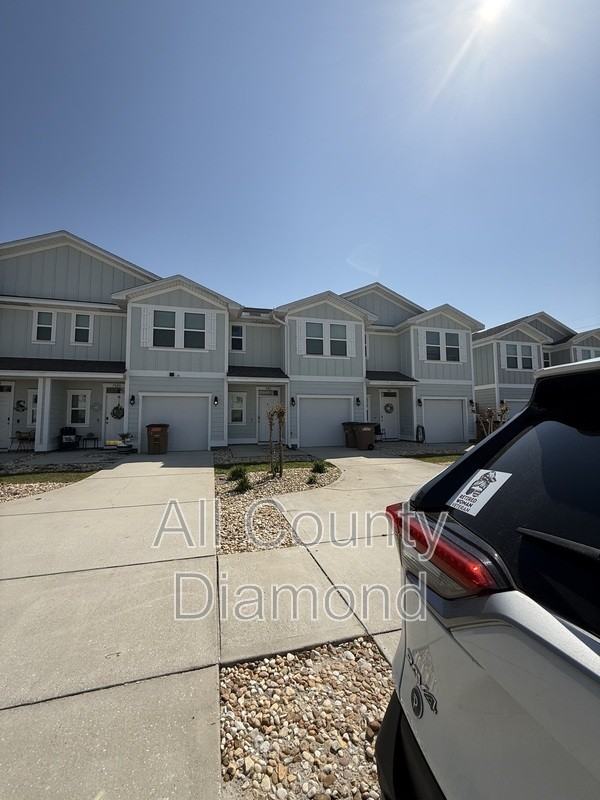 7682 Shadow Lake Dr - Photo 2 of 33